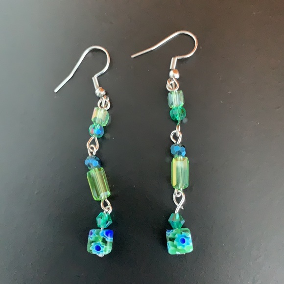 🦋2for$25Beautiful Crystals earring 🦋NWOT - Picture 3 of 11